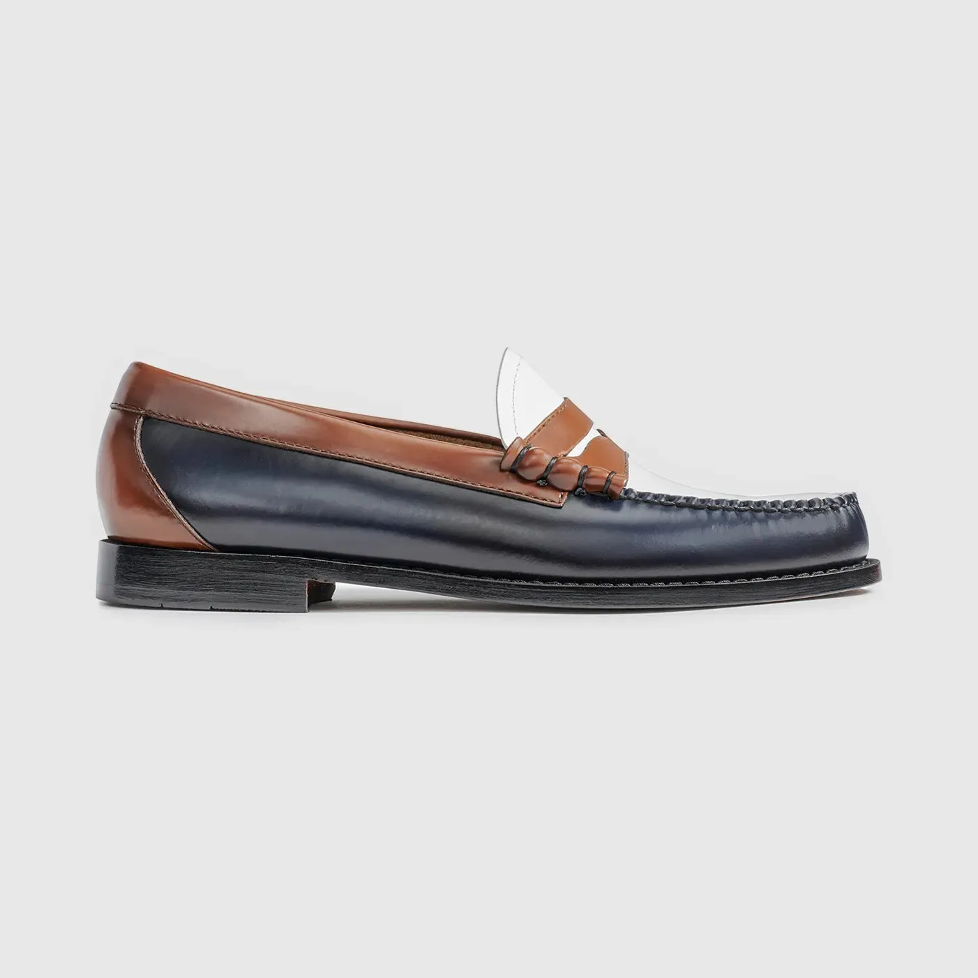 MENS LARSON CONTRAST WEEJUNS LOAFER sold by G.H. Bass & Co. product image thumbnail 2