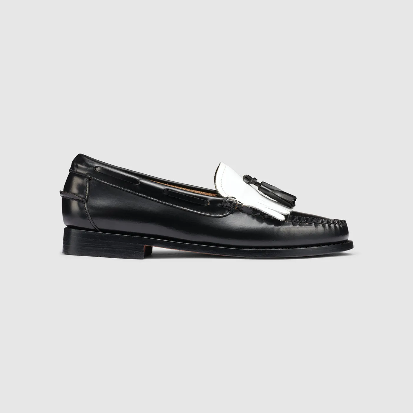 WOMENS ESTHER KILTIE TASSEL WEEJUNS LOAFER sold by G.H. Bass & Co. product image thumbnail 2