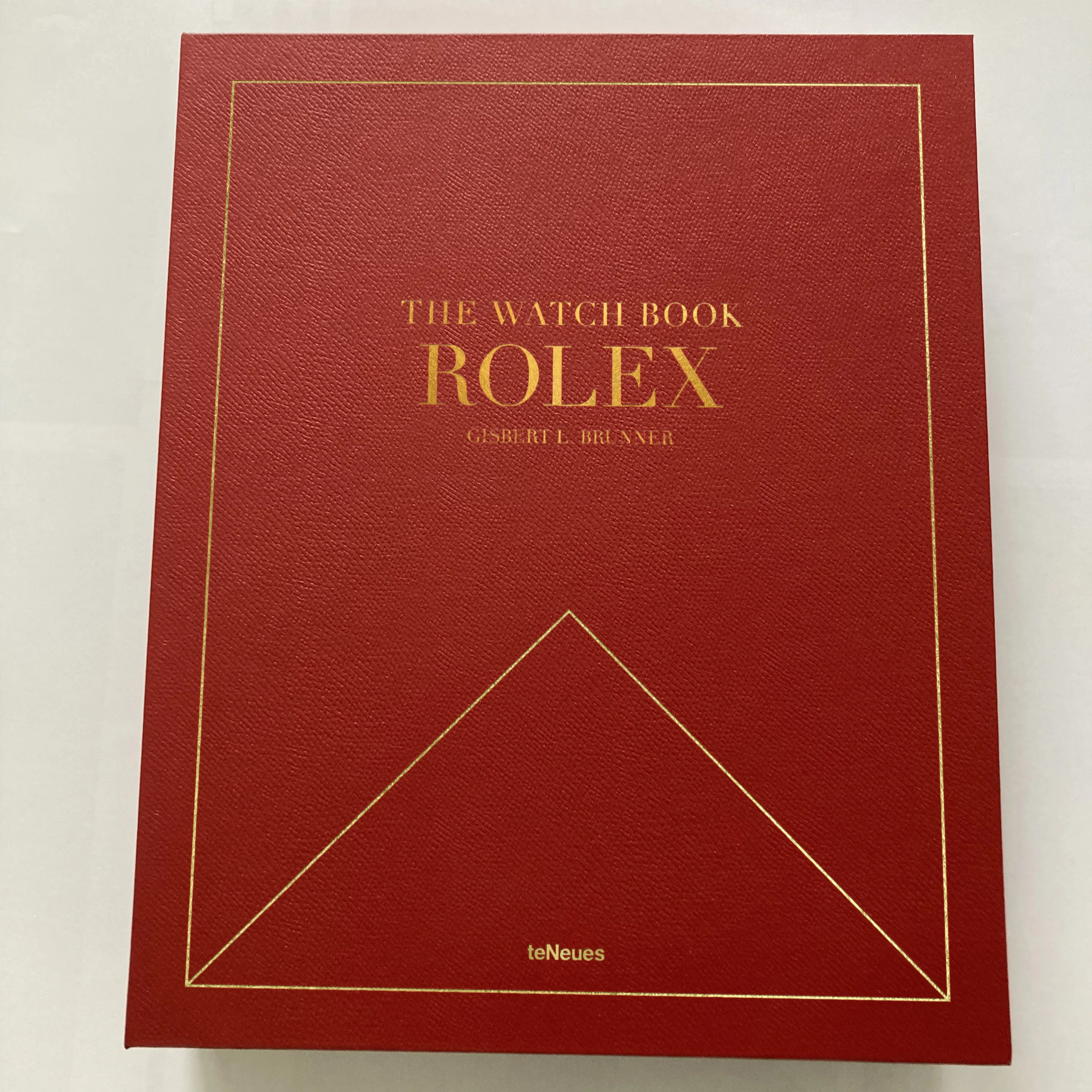 The Watch Book Rolex: 3rd updated and extended edition sold by Gestalten product image thumbnail 2