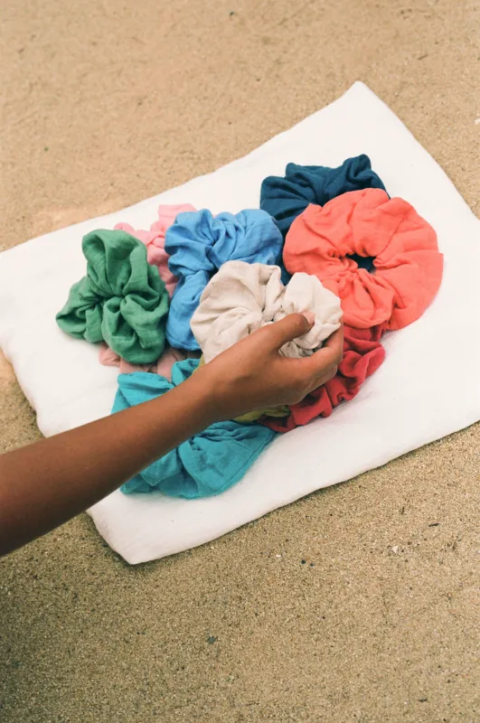 SCRUNCHIE -Summer'25 sold by Gillia