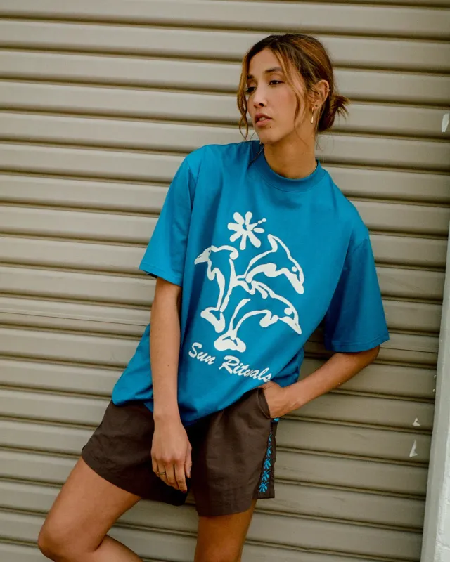 DOLPHIN DREAM TEE - SEA BLUE made by Gillia