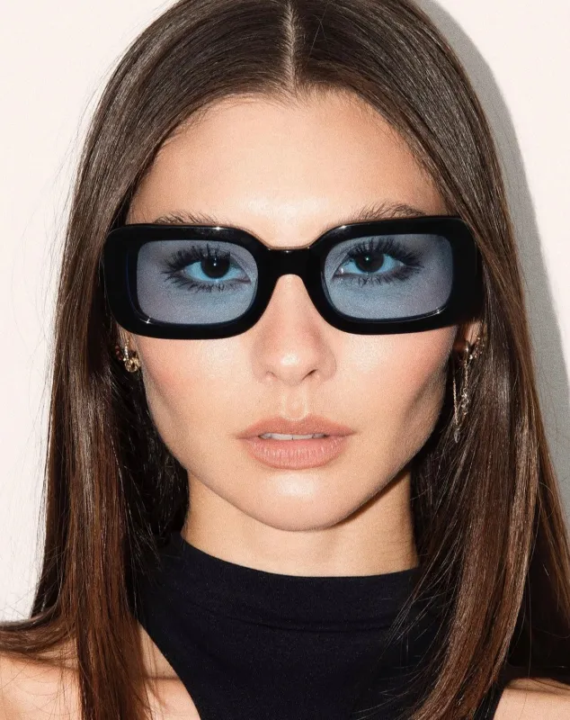 ELISA JOHNSON - LEXI SUNGLASSES made by Gillia