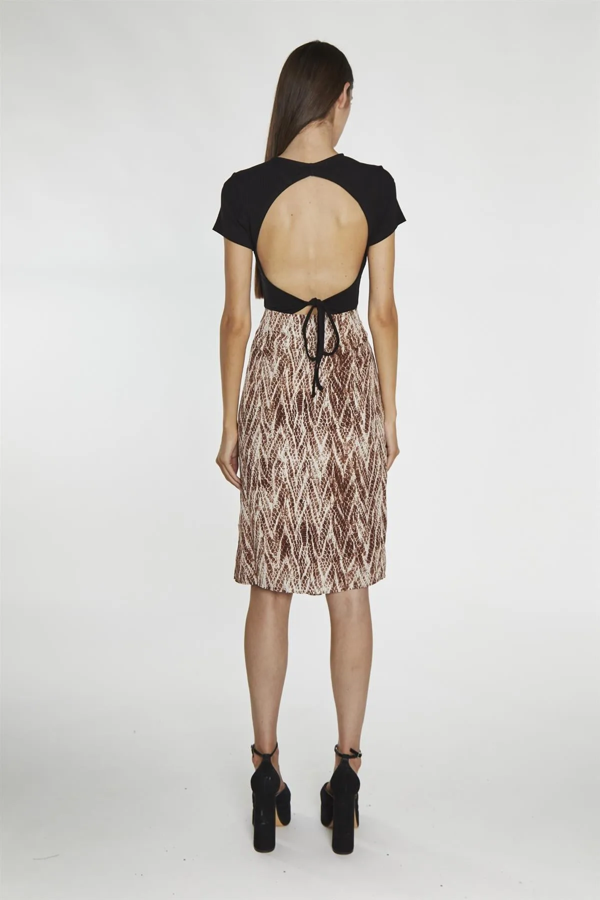 Brown Snake Wrap Skirt sold by Glamorous product image thumbnail 4
