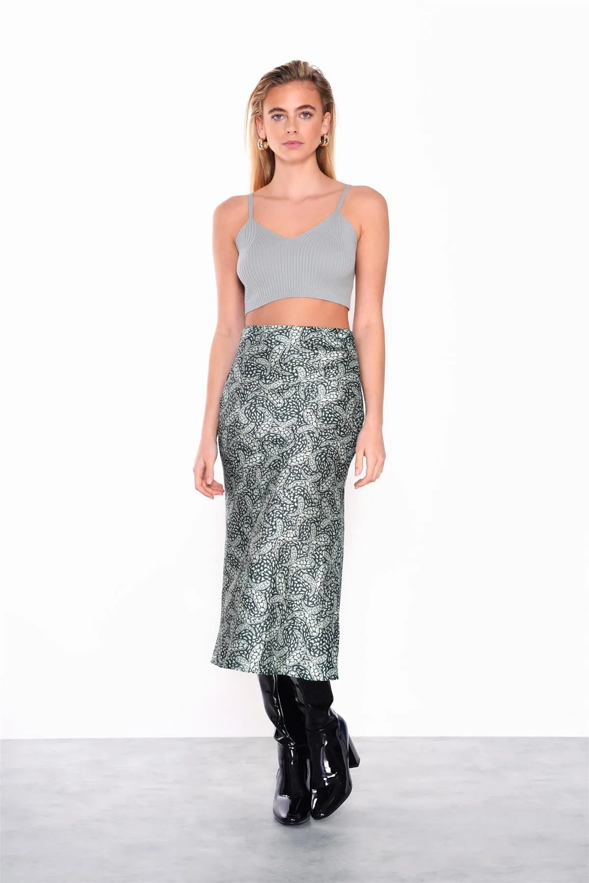 Misty-Sage Ribbed-Sleeveless Cropped-Top sold by Glamorous