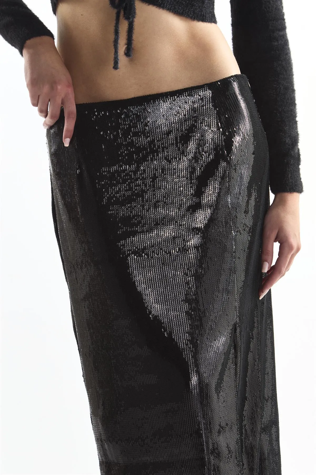 Black Sequin Leg-Split Midi Skirt sold by Glamorous product image thumbnail 4