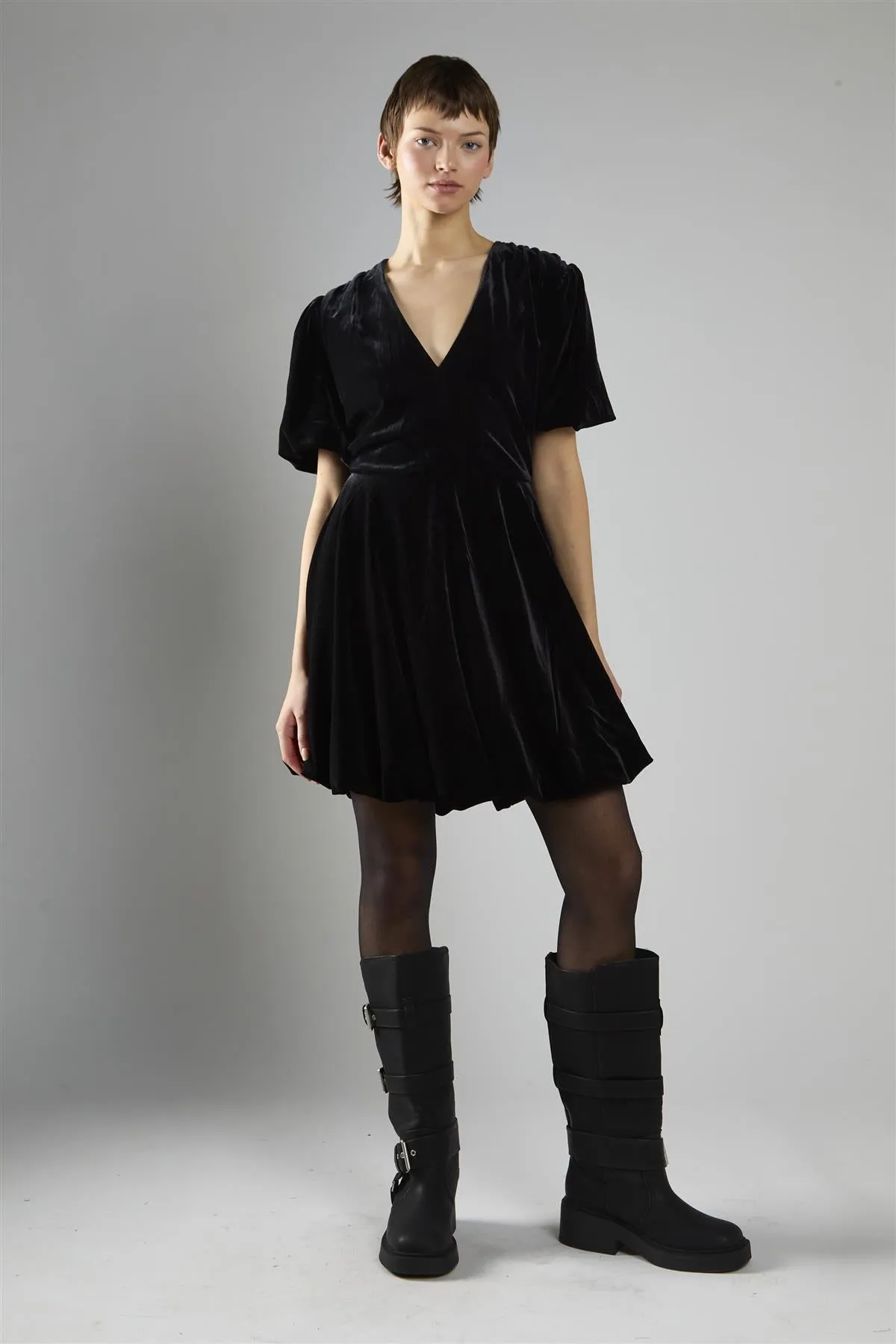 Black Velvet Short Sleeve Skater Mini Dress sold by Glamorous product image thumbnail 5