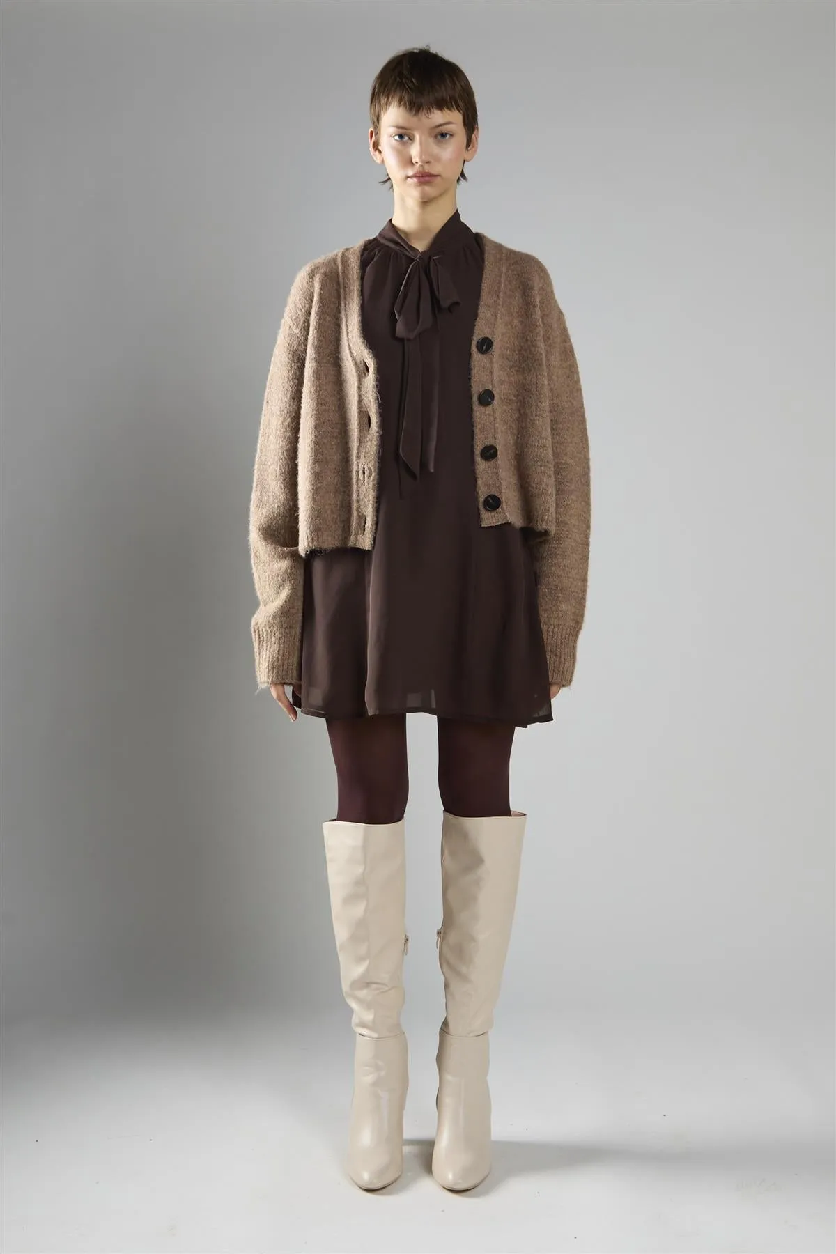 Brown Marl V-Neck Button-Front Long Sleeve Cardigan sold by Glamorous product image thumbnail 5