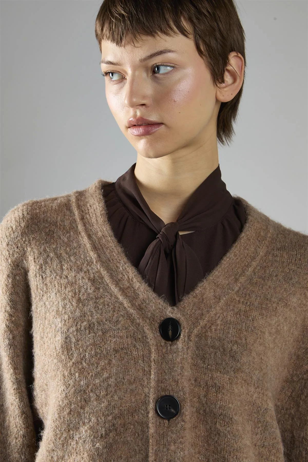 Brown Marl V-Neck Button-Front Long Sleeve Cardigan sold by Glamorous product image thumbnail 4