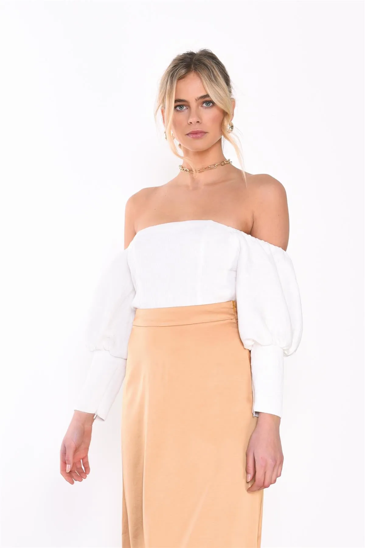 Off-White Textured Puff-Sleeve Bardot-Bodysuit sold by Glamorous product image thumbnail 3