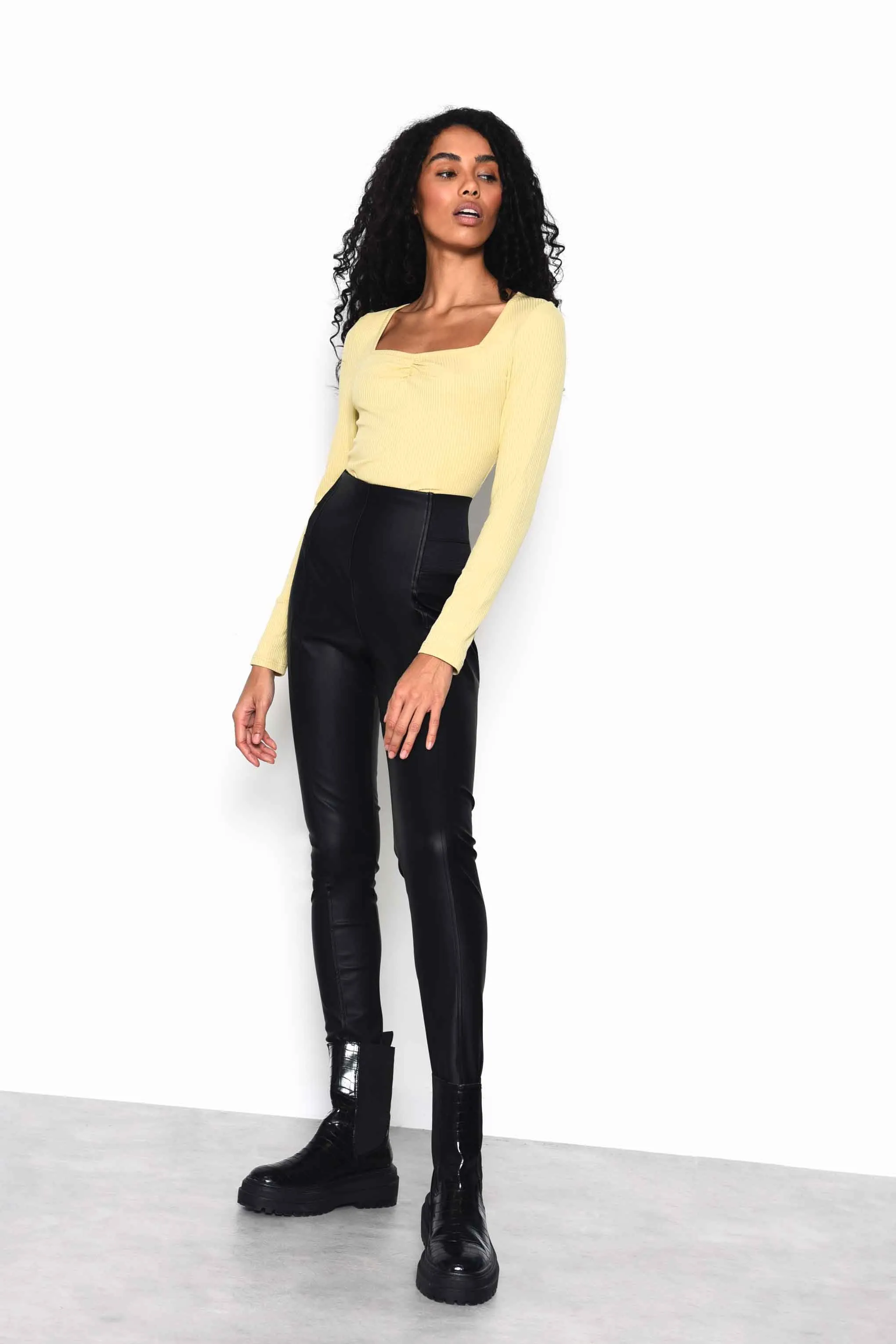 Glamorous Soft Yellow Sweetheart Neckline Long Sleeve Bodysuit sold by Glamorous product image thumbnail 3