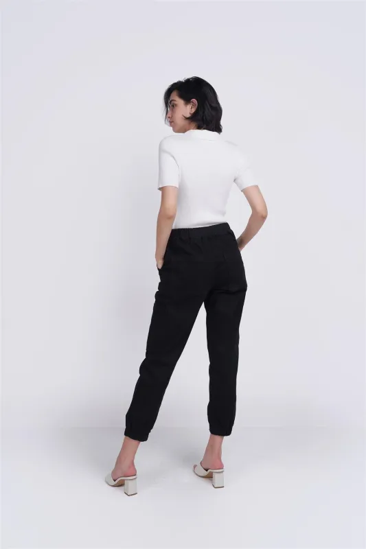 White V-Neck Collar Bodysuit sold by Glamorous