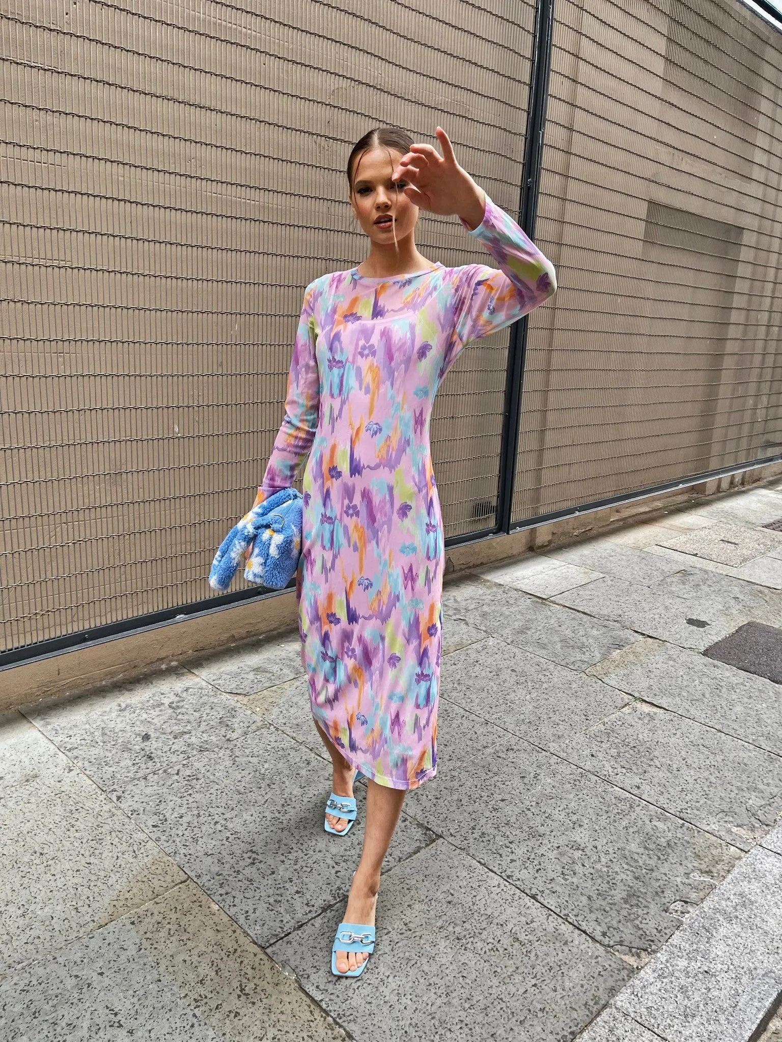 Glamorous womens Multi Blurred Print Midi-Dress sold by Glamorous product image thumbnail 2