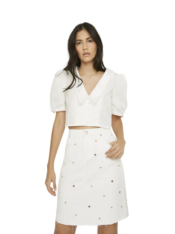 White Crochet Collar Cropped Blouse made by Glamorous