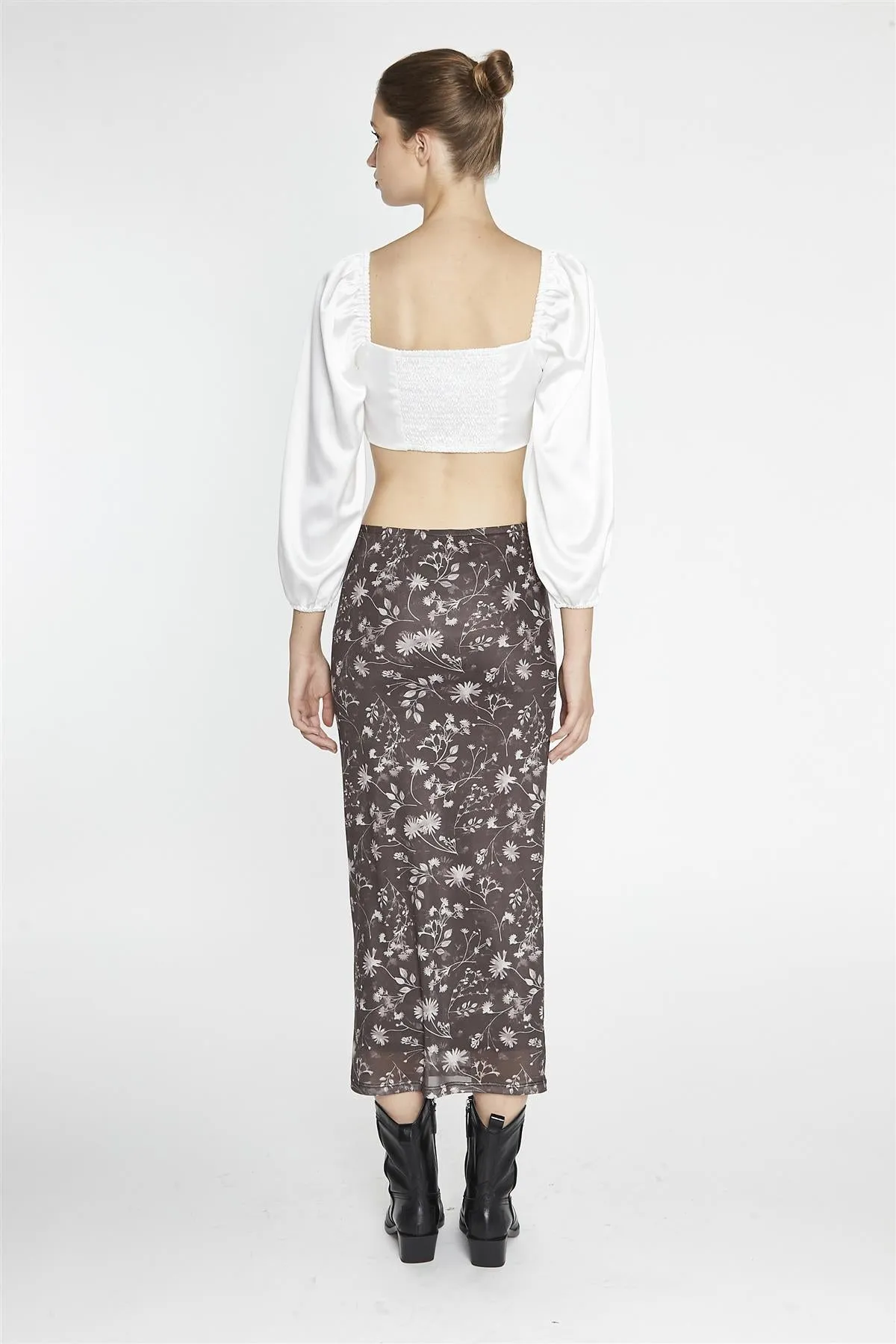White-Satin Corset Crop-Top sold by Glamorous product image thumbnail 2