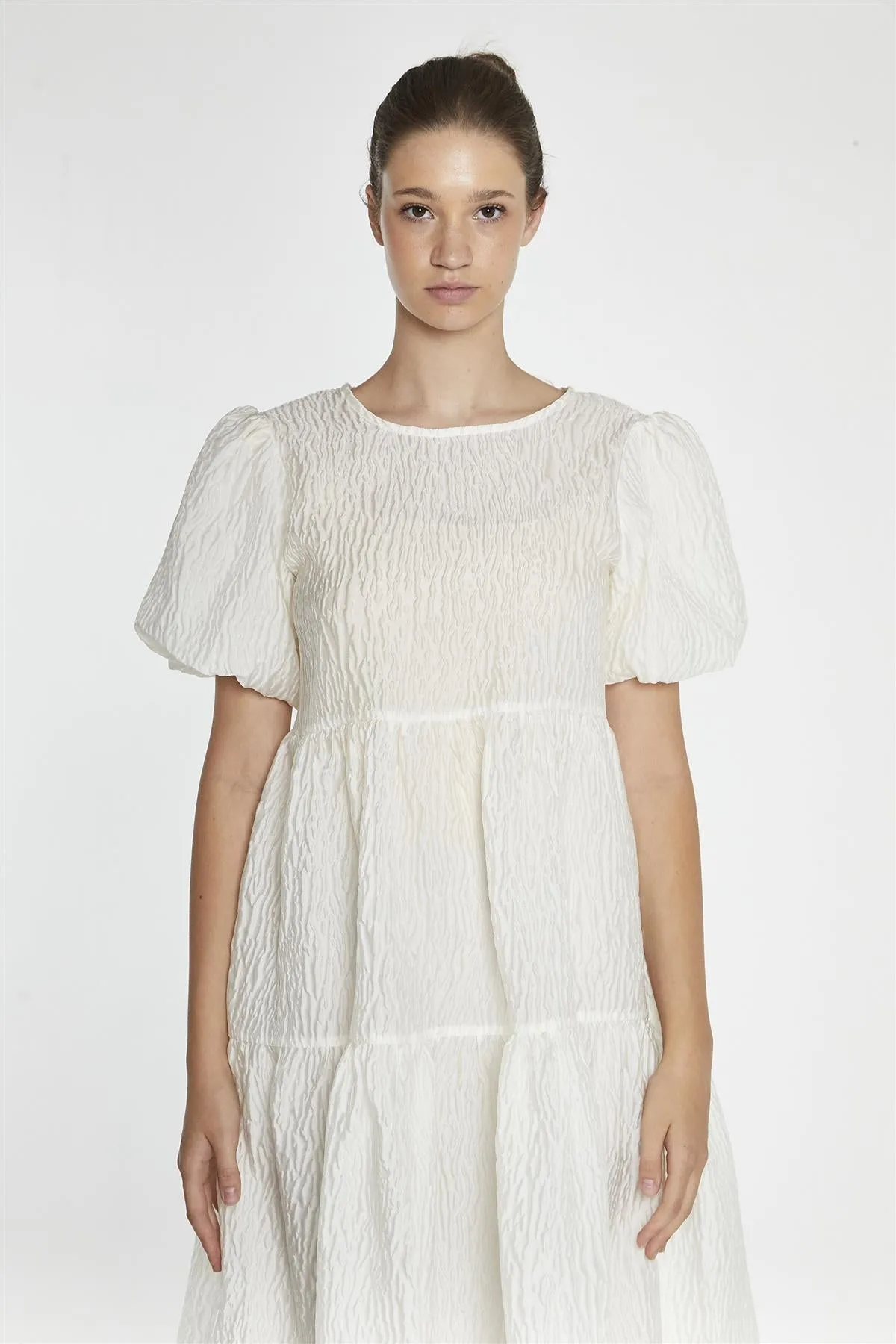 Cream Textured-Brocade Tiered Midi-Dress sold by Glamorous product image thumbnail 3