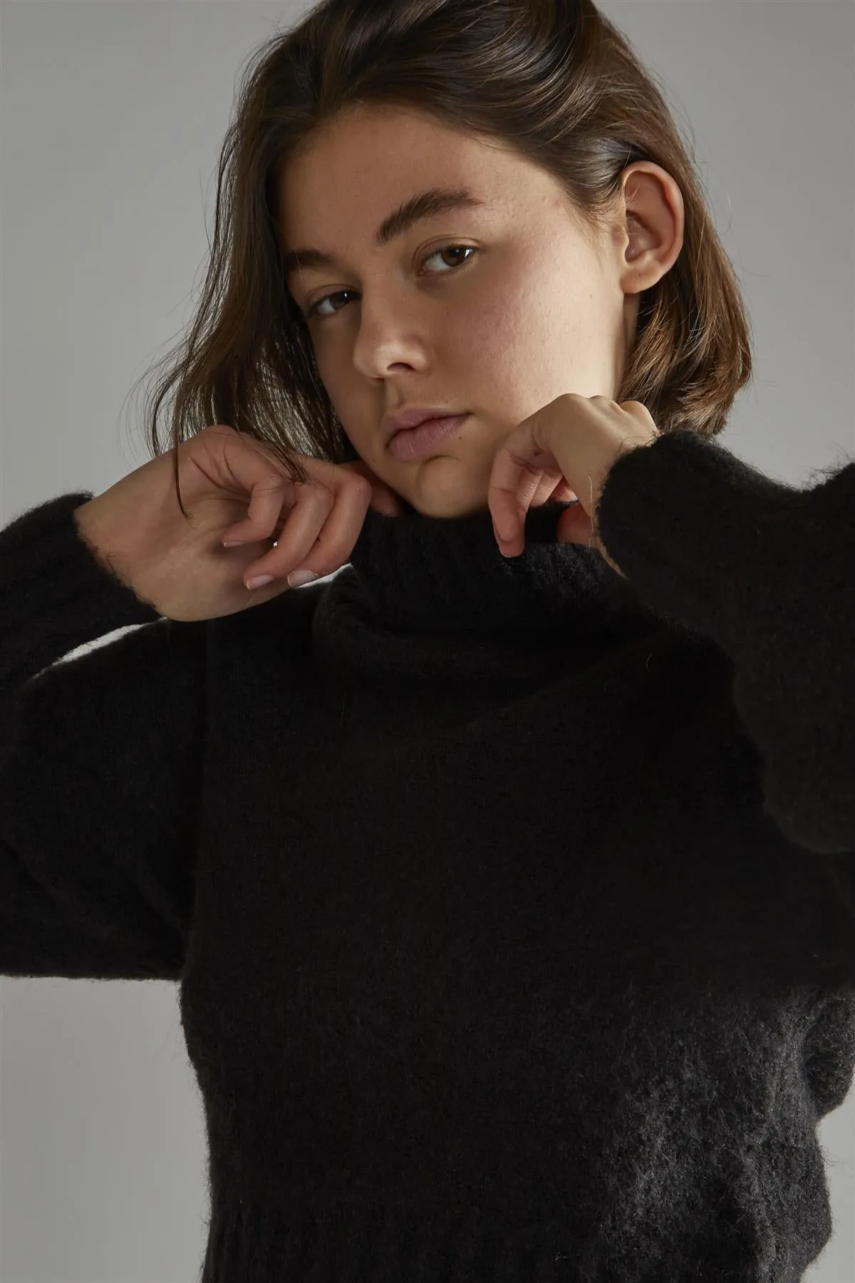 Black Crew Neck Crop-Jumper sold by Glamorous product image thumbnail 3