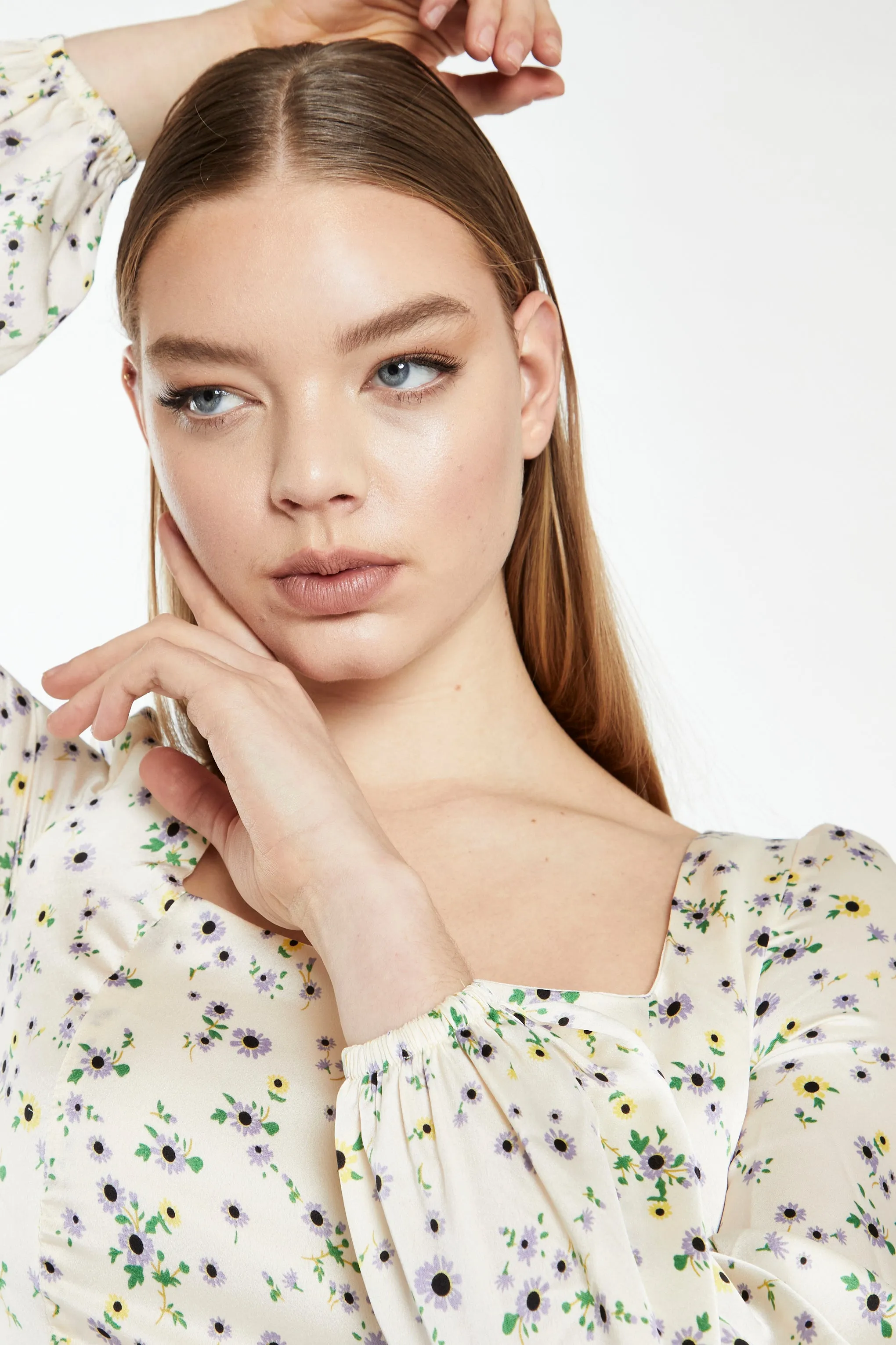 Glamorous Cream Lilac Floral Square Neck Top with Long Sleeves sold by Glamorous product image thumbnail 3