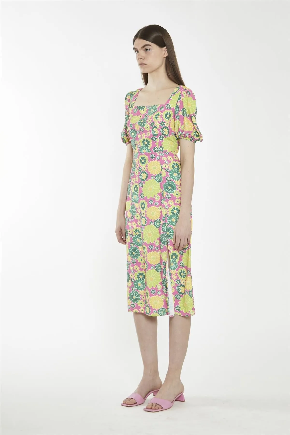 Pink-Multi-60S-Flower Square-Neck Midi-Dress sold by Glamorous product image thumbnail 4