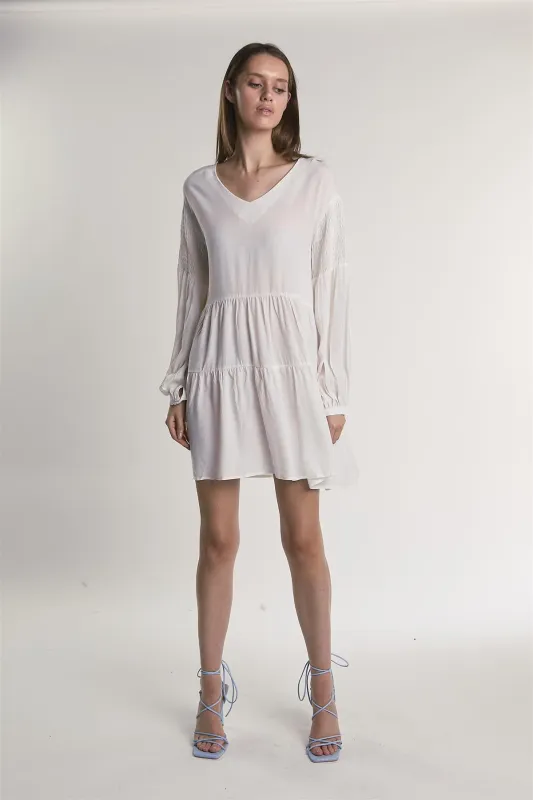 White Tiered Midi-Dress sold by Glamorous