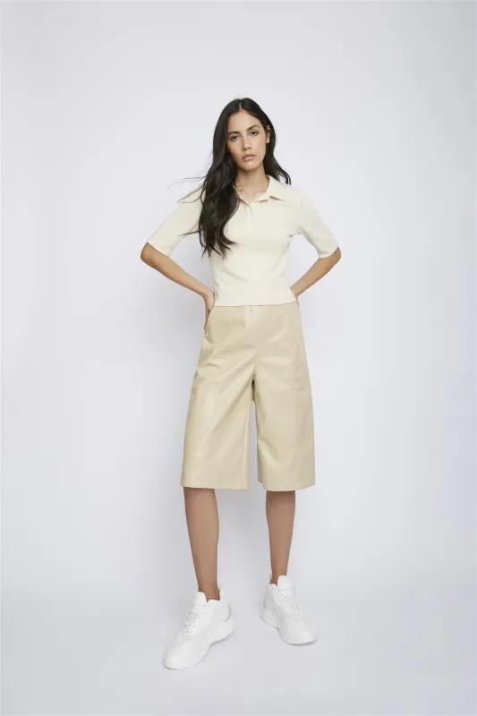 Dark-Cream Fitted-Button-Up-Polo-Top made by Glamorous
