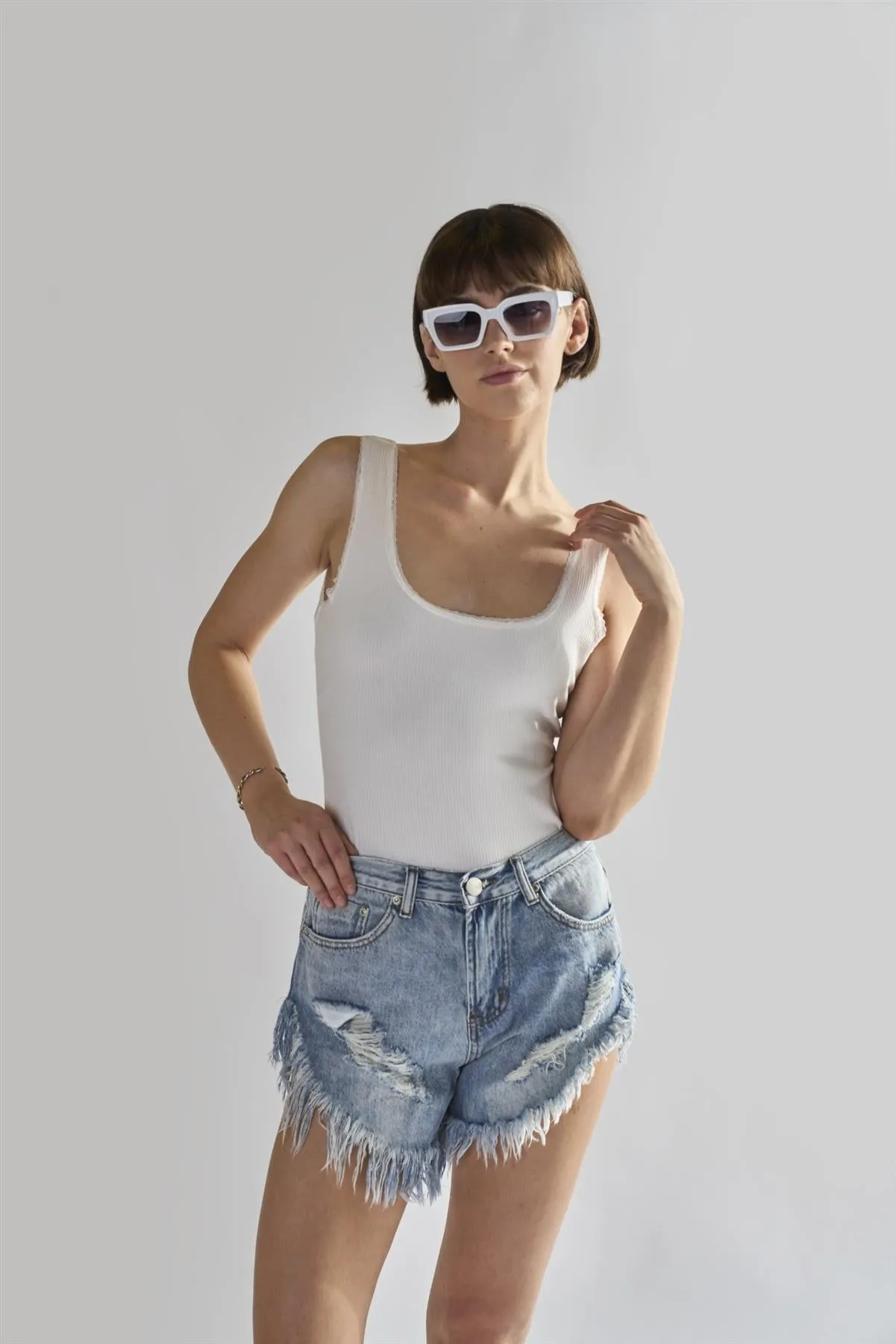 Off-White Square-Neck Bodysuit sold by Glamorous product image thumbnail 3