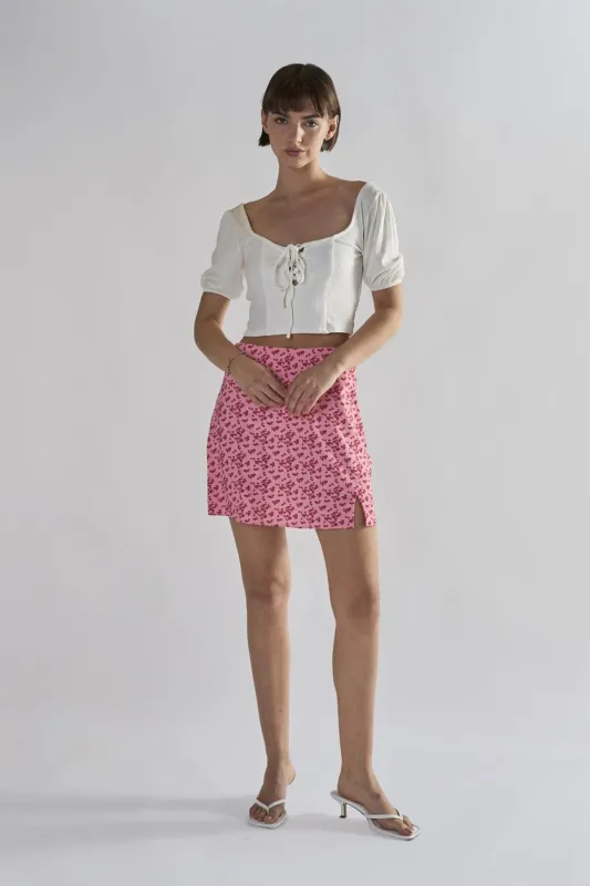 Off-White Tie-Front-Crop-Tops sold by Glamorous