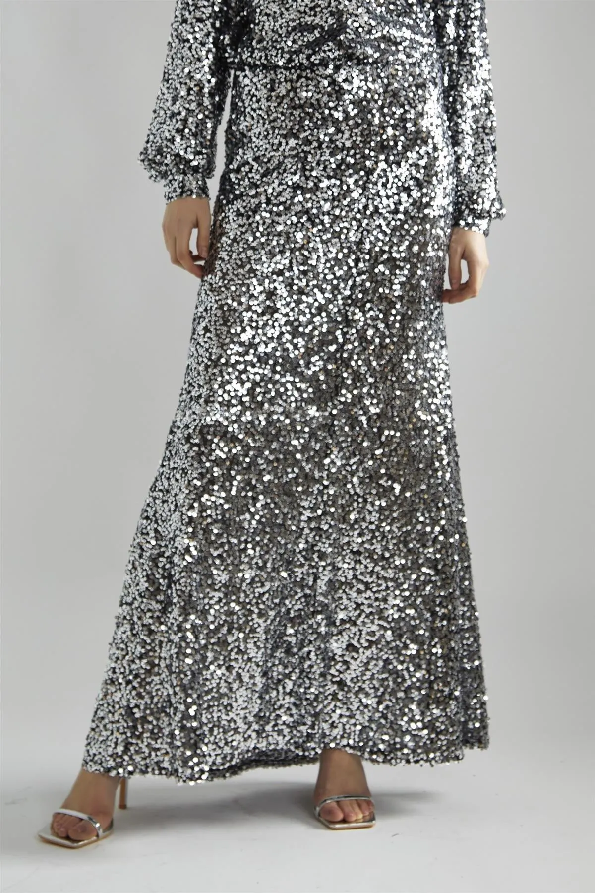 Black-Silver Sequin Bias-Cut Maxi-Skirt sold by Glamorous product image thumbnail 3