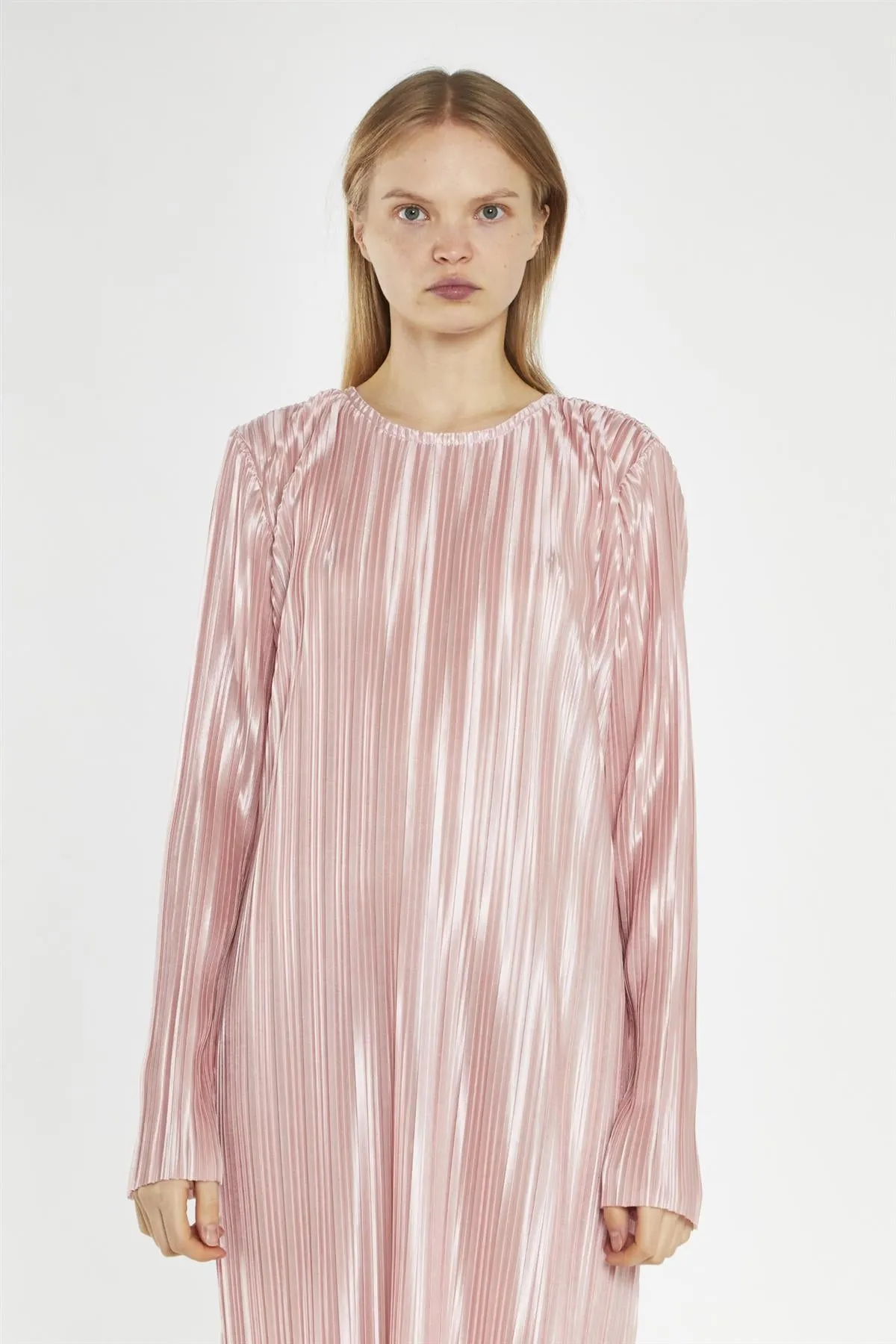Pink-Plisse Maxi-Dress sold by Glamorous product image thumbnail 3