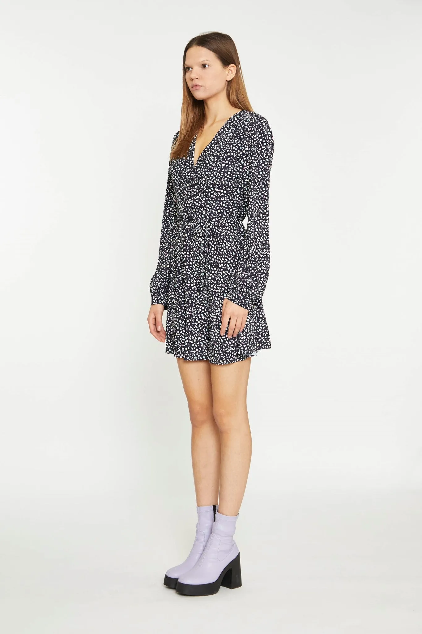 Black Multi-Leopard Tie Waist Long-Sleeve Mini-Dress sold by Glamorous product image thumbnail 3