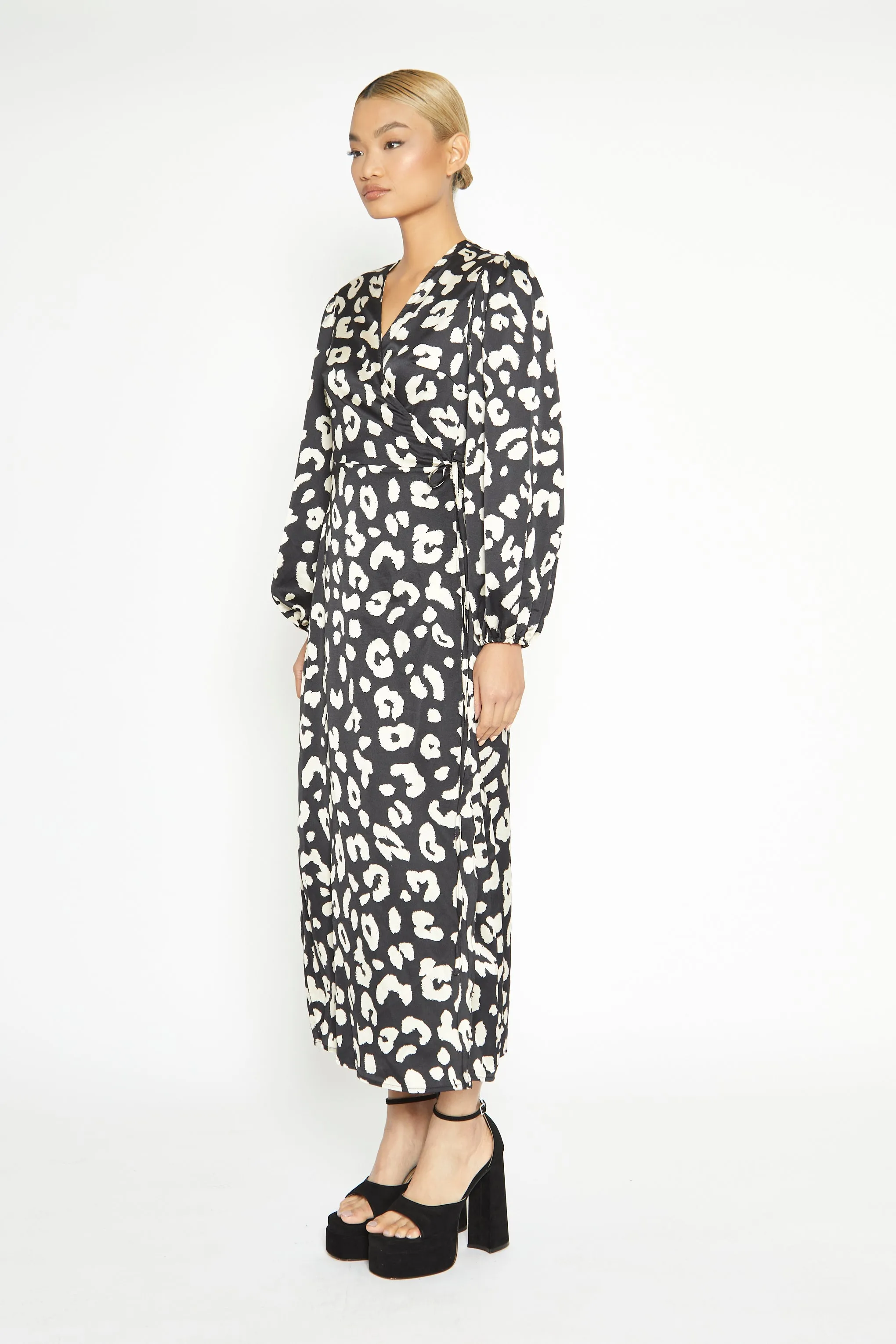 Glamorous Black Cream Large Leopard V Neck Long Sleeve Wrap Dress sold by Glamorous product image thumbnail 2