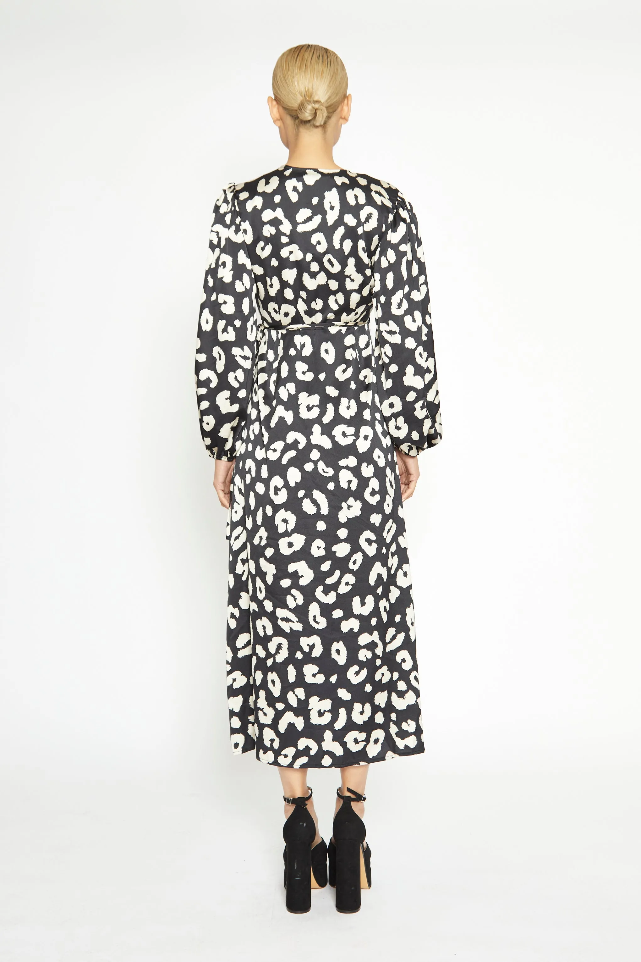 Glamorous Black Cream Large Leopard V Neck Long Sleeve Wrap Dress sold by Glamorous product image thumbnail 3