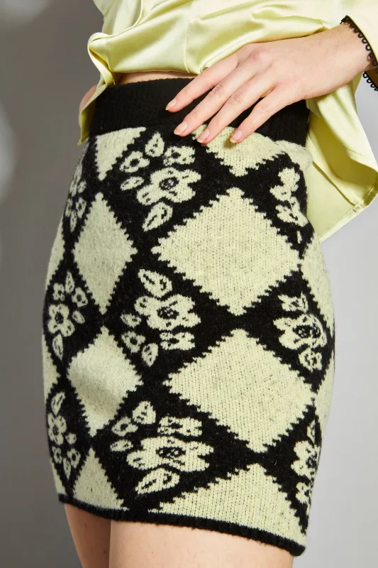 Glamorous Lime Diamond Floral Print Mini Skirt made by Glamorous