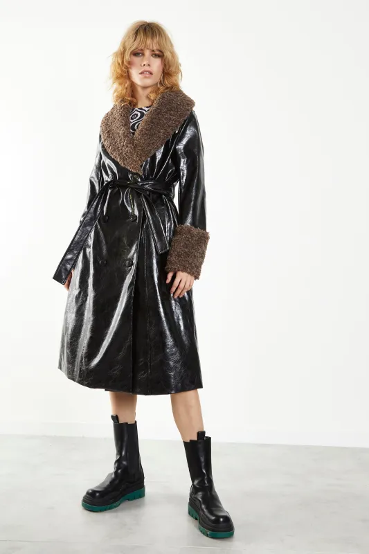 Black Belted Coat with Faux Fur made by Glamorous