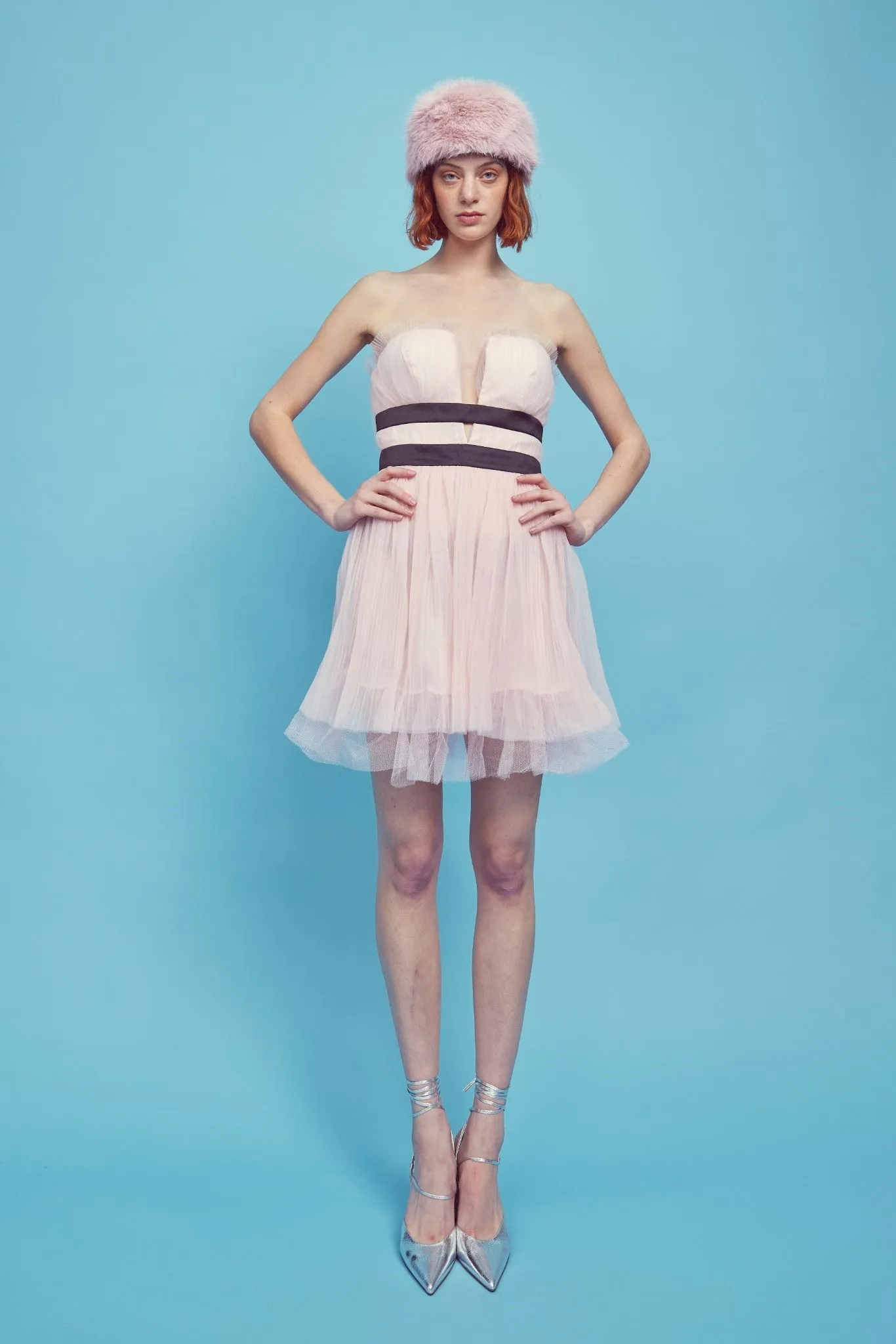 Light-Pink V- Neck Puff Ball Strapless Mini Dress sold by Glamorous product image thumbnail 5