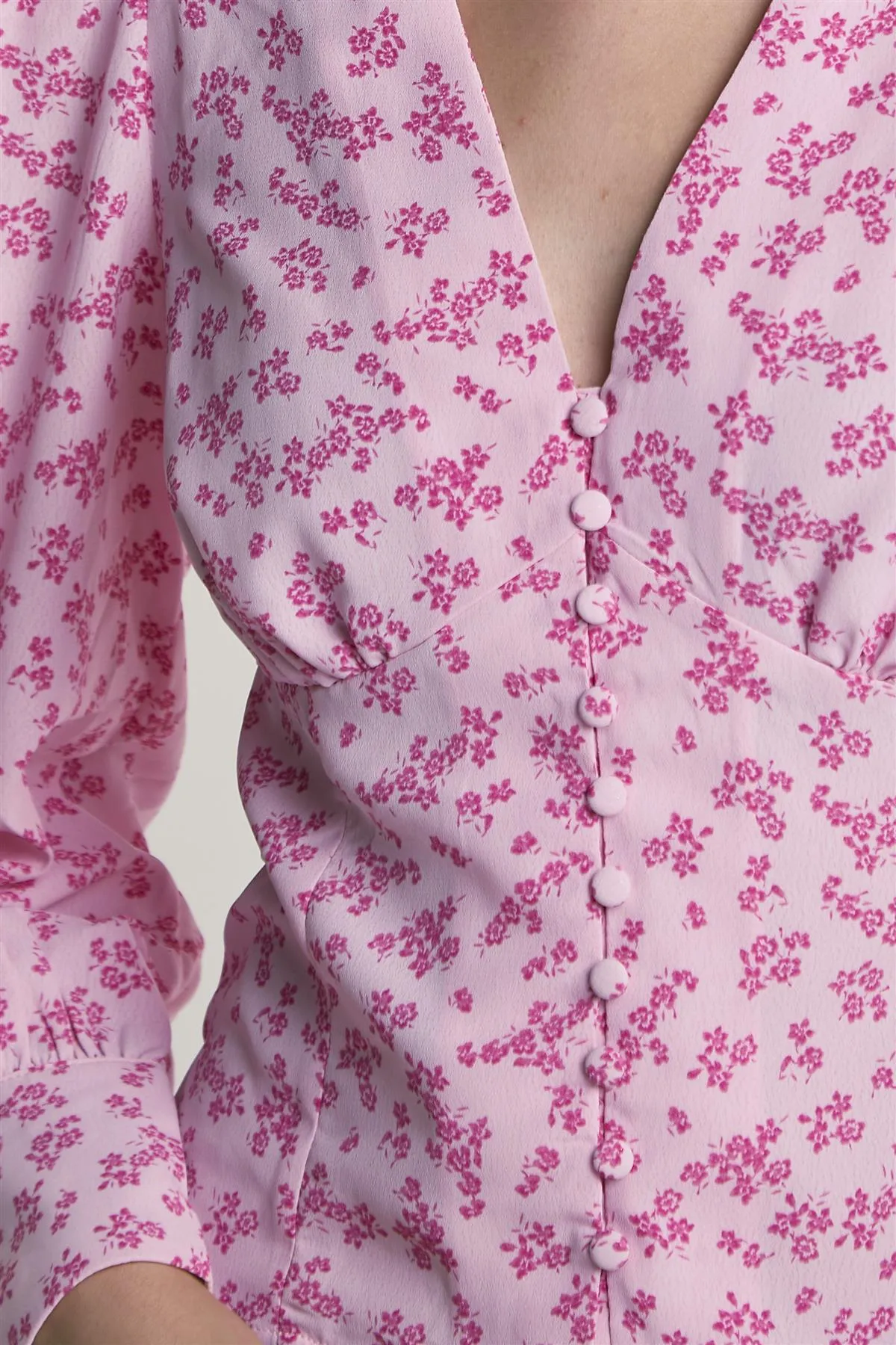 Pink-Fuschia-Ditsy Button-Front -Top sold by Glamorous product image thumbnail 4