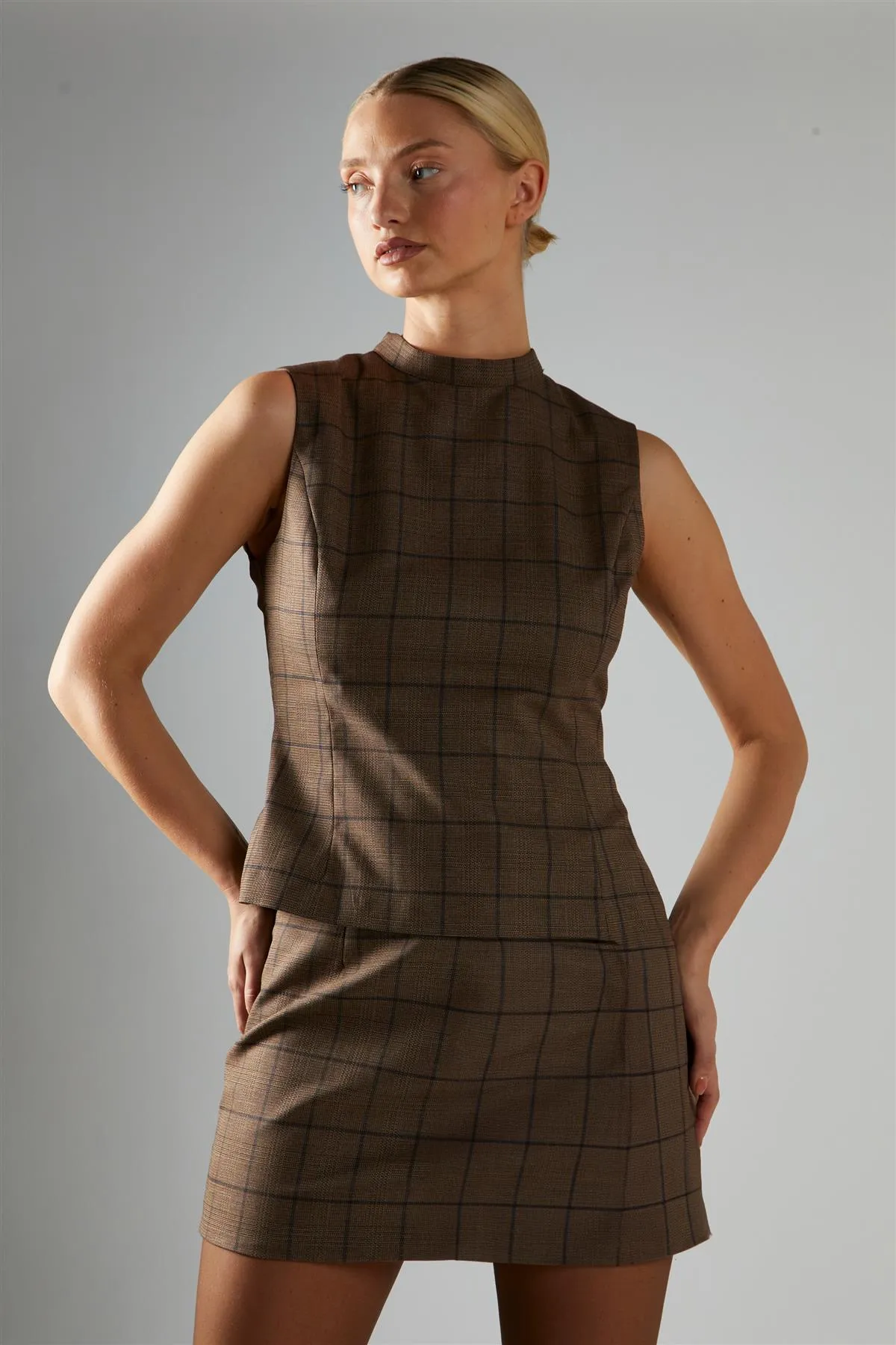 Brown-Check Bow-Back Top sold by Glamorous product image thumbnail 3