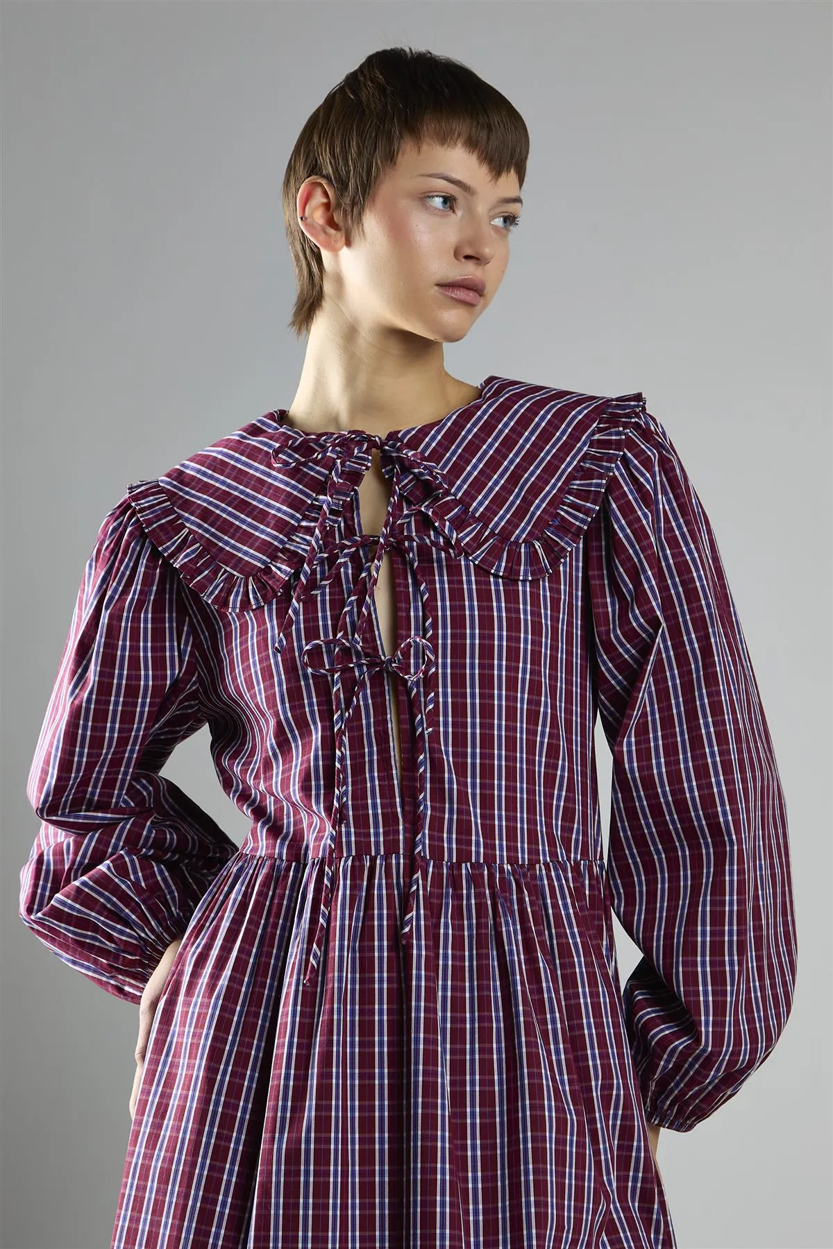 Burgundy & Navy Check Tie Front Midi Dress sold by Glamorous product image thumbnail 3