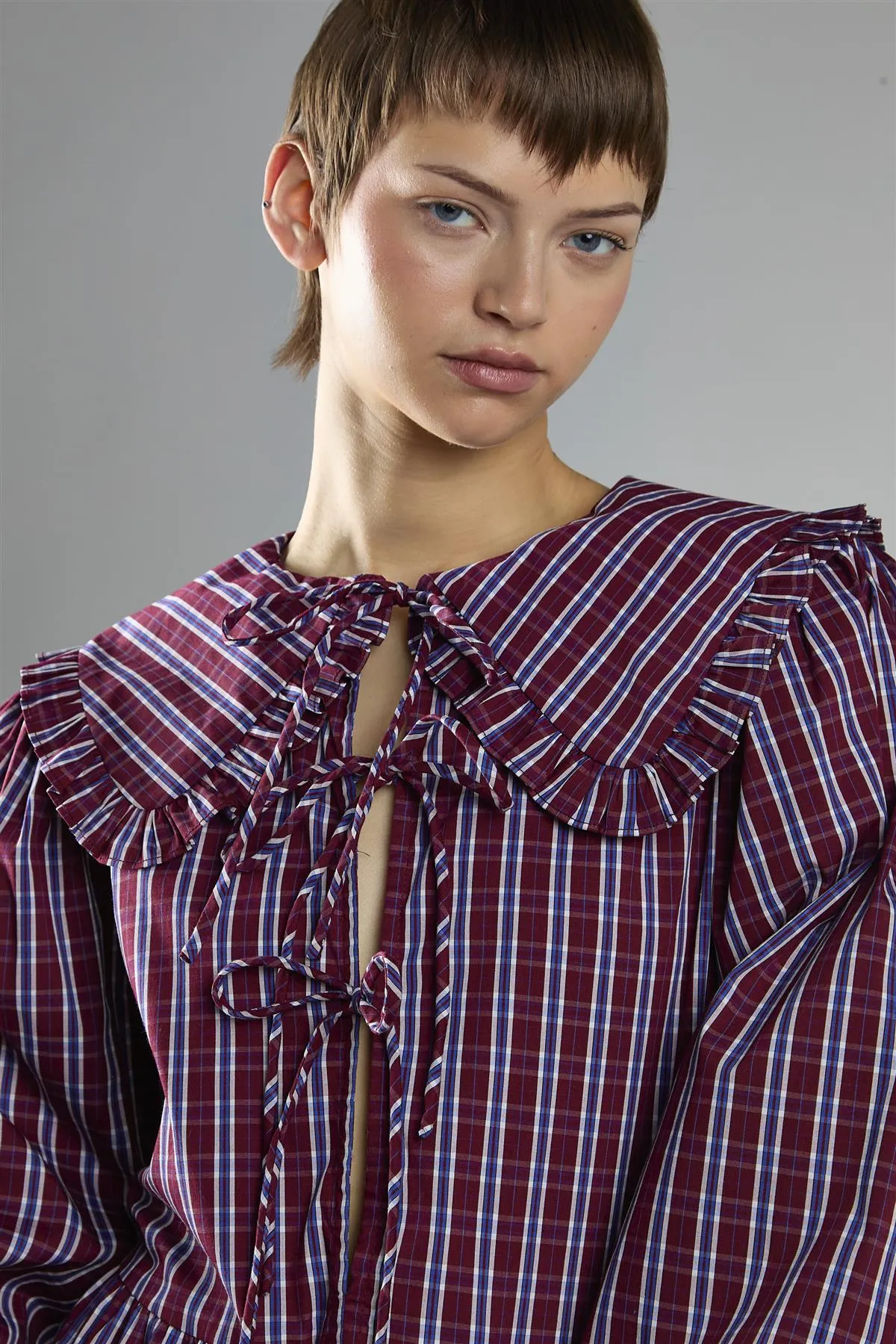 Burgundy & Navy Check Tie Front Midi Dress sold by Glamorous product image thumbnail 4