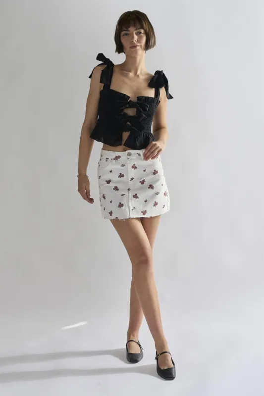 White-Ditsy-Denim Mini-Skirts made by Glamorous