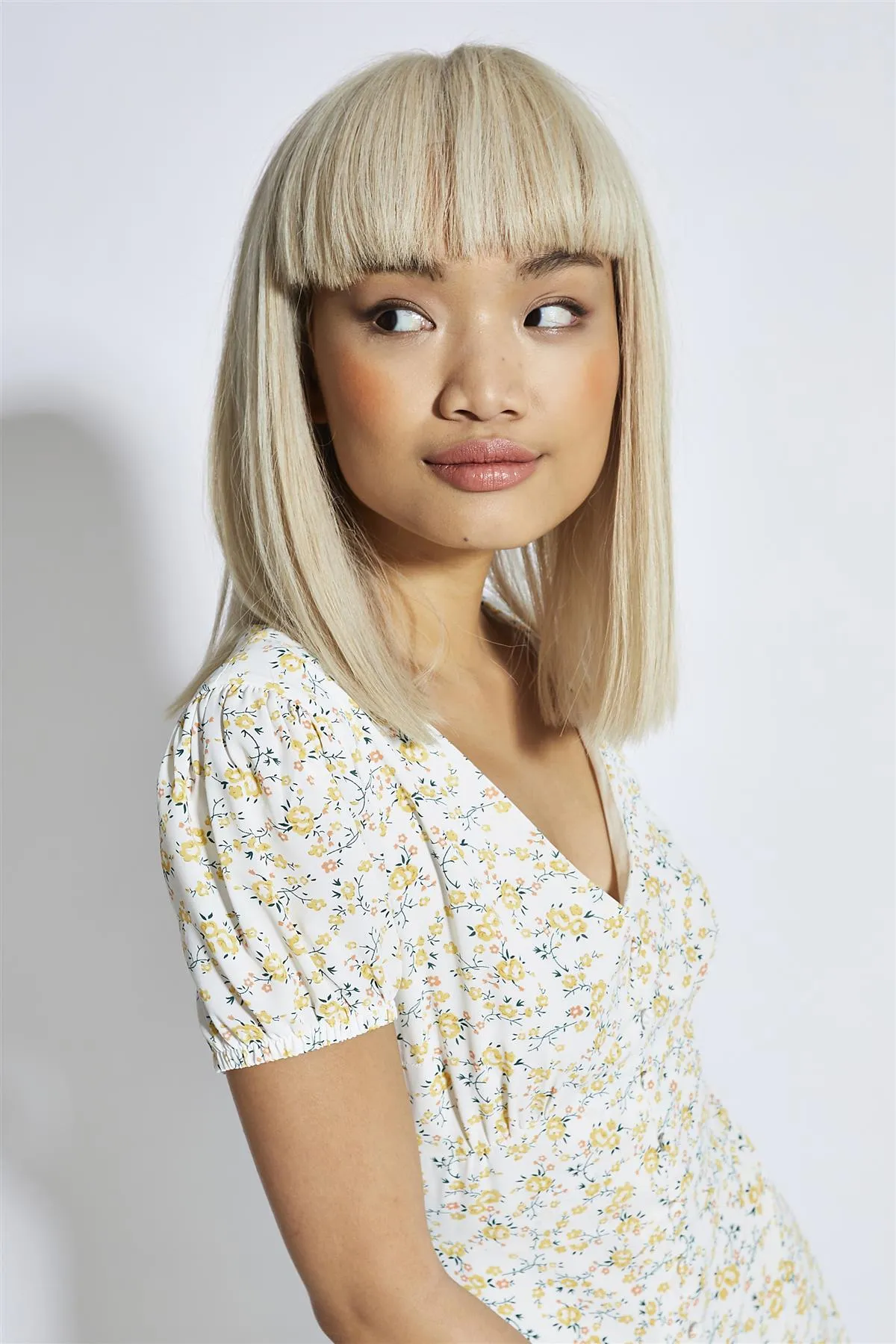 Yellow-Peach Ditsy V-Neck Mini-Dress sold by Glamorous product image thumbnail 4