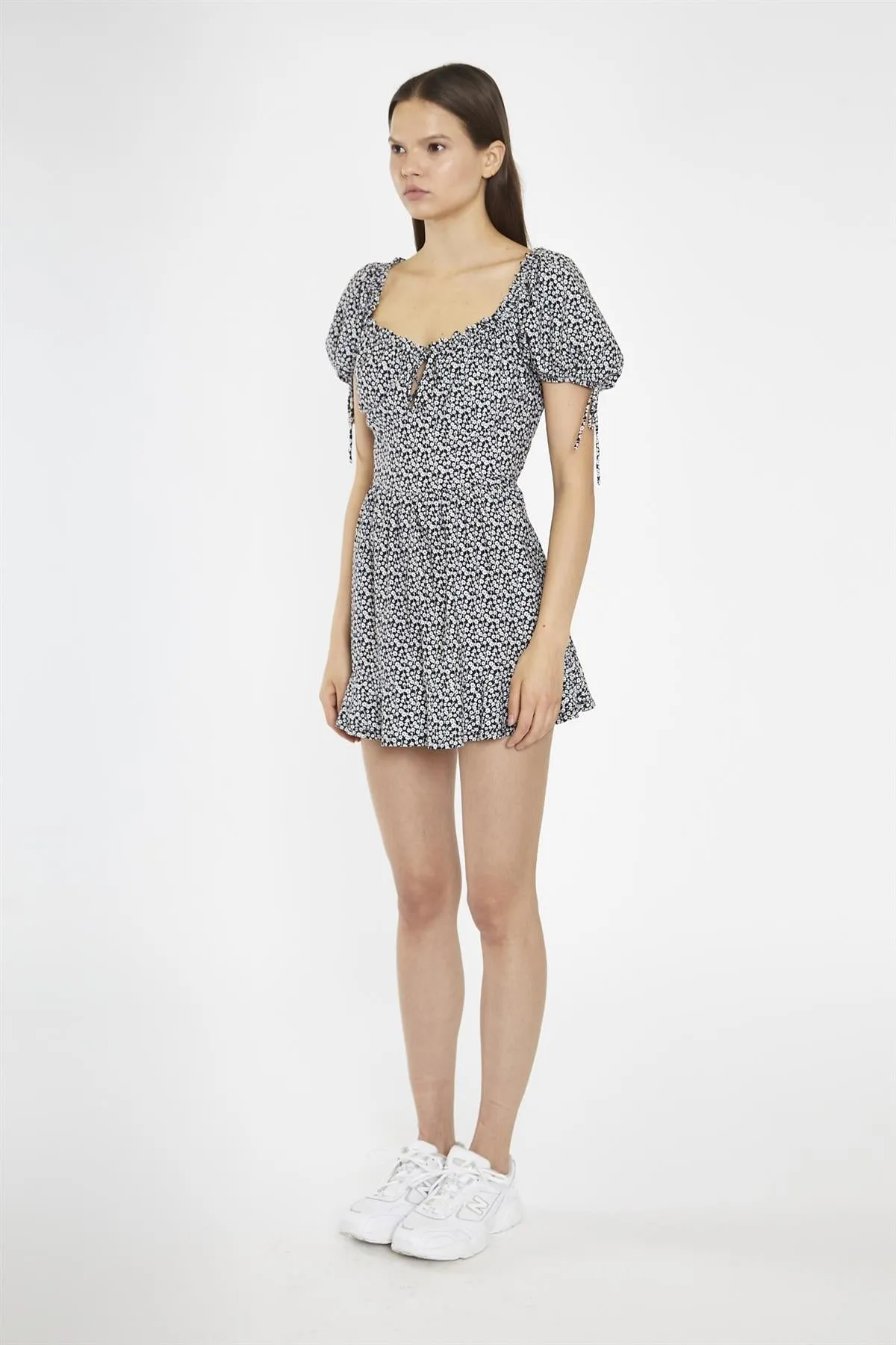 Black-Multi Daisy Tie-Back Playsuit sold by Glamorous product image thumbnail 4