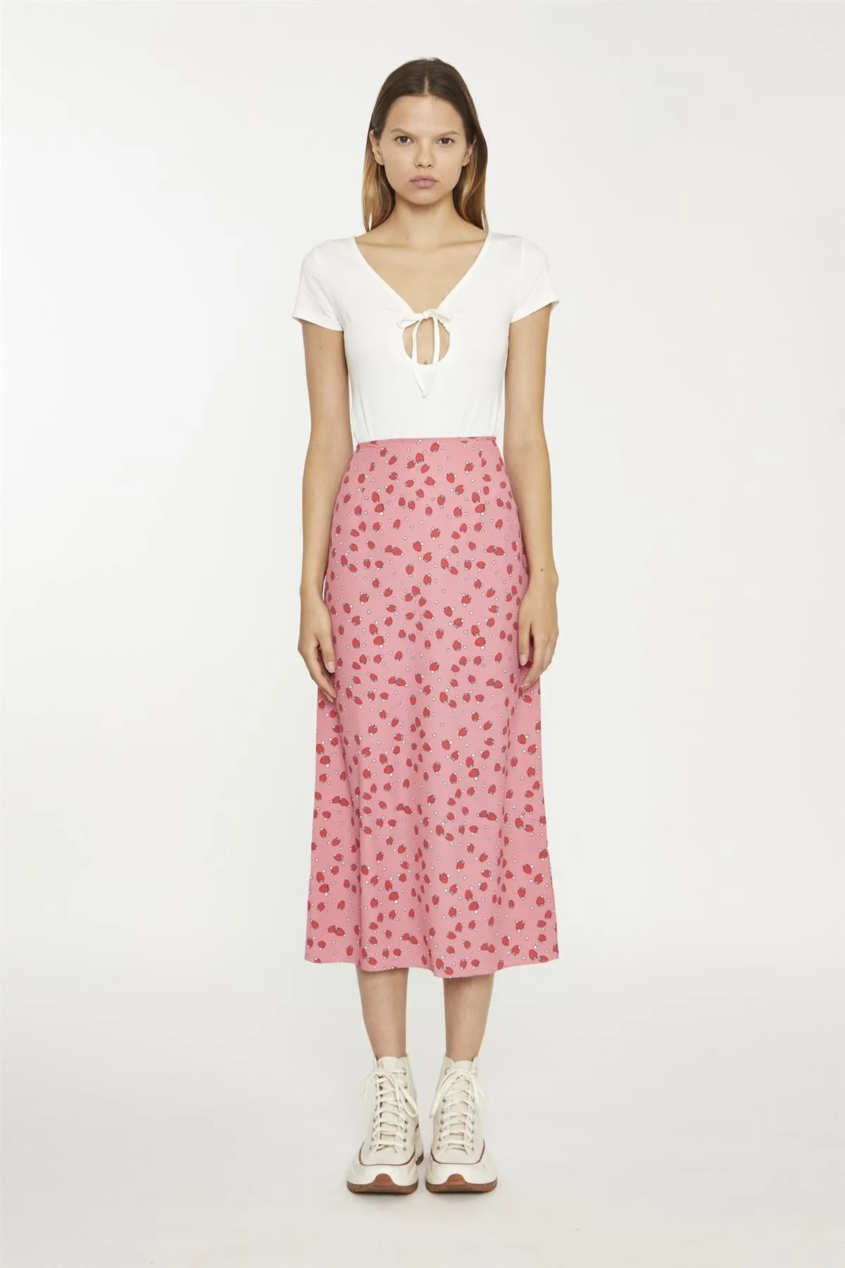 Pink Strawberry-Print Midaxi-Skirt sold by Glamorous