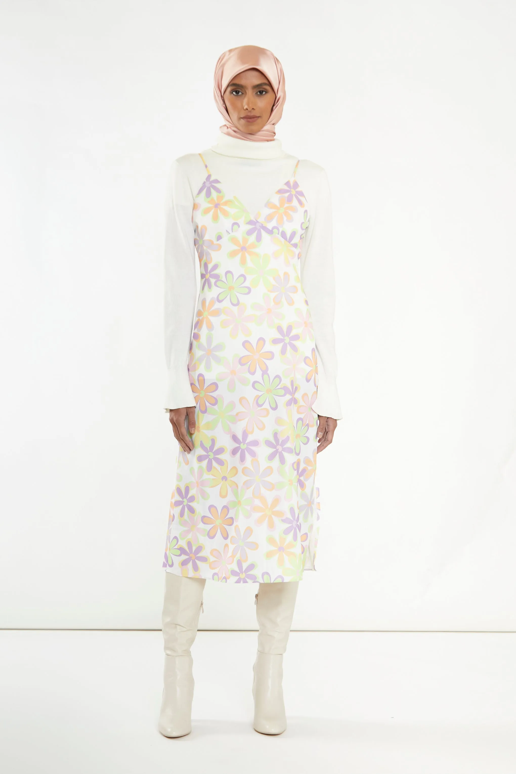 Pastel 60s Floral Side-Split Cami Style Midi-dress sold by Glamorous product image thumbnail 5