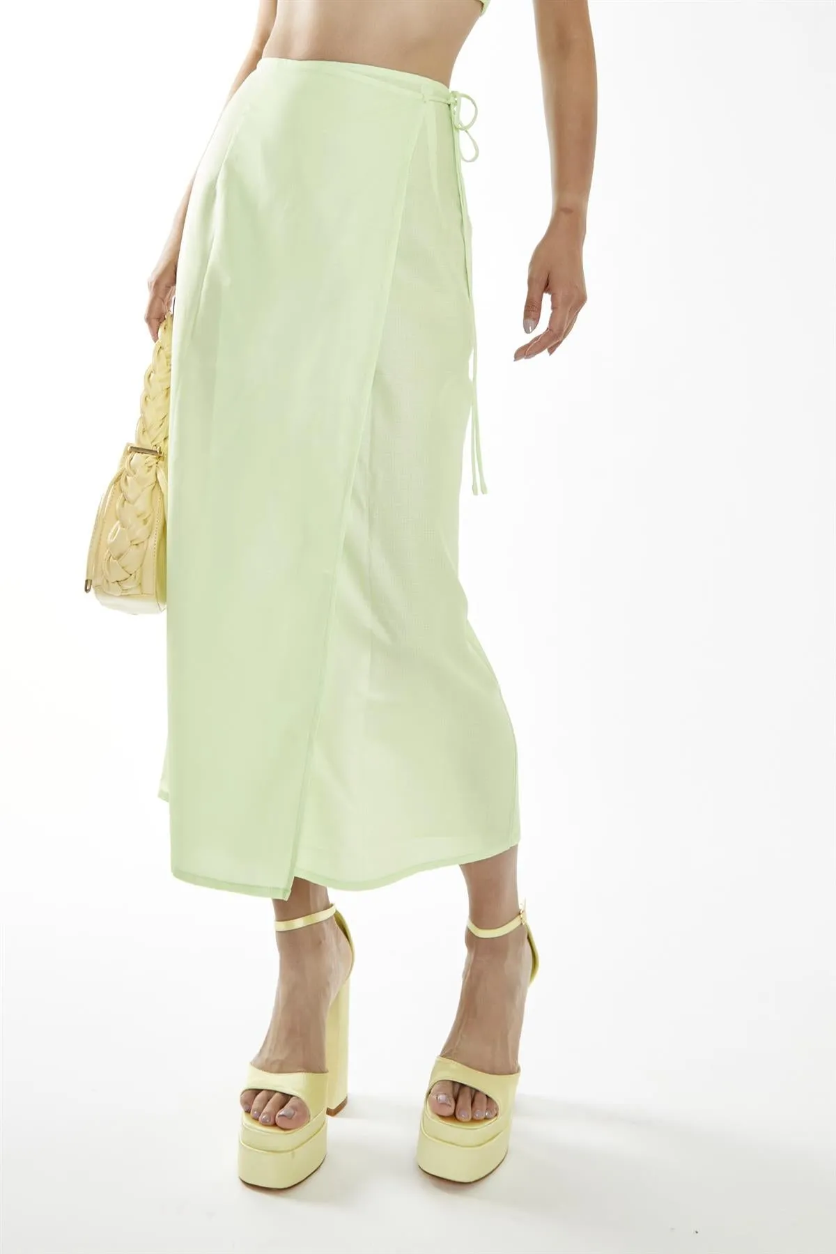 Apple-Green Wrap Midi-Skirt sold by Glamorous product image thumbnail 3