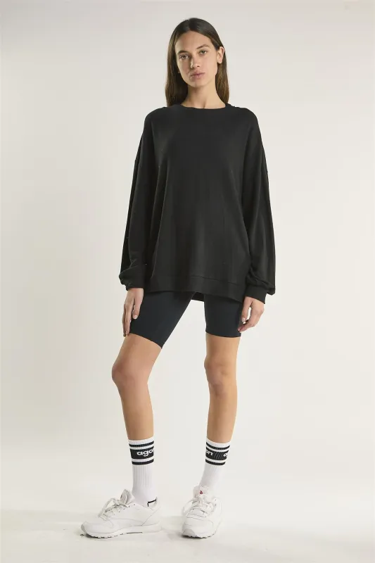 Black Oversized Sweatshirt made by Glamorous