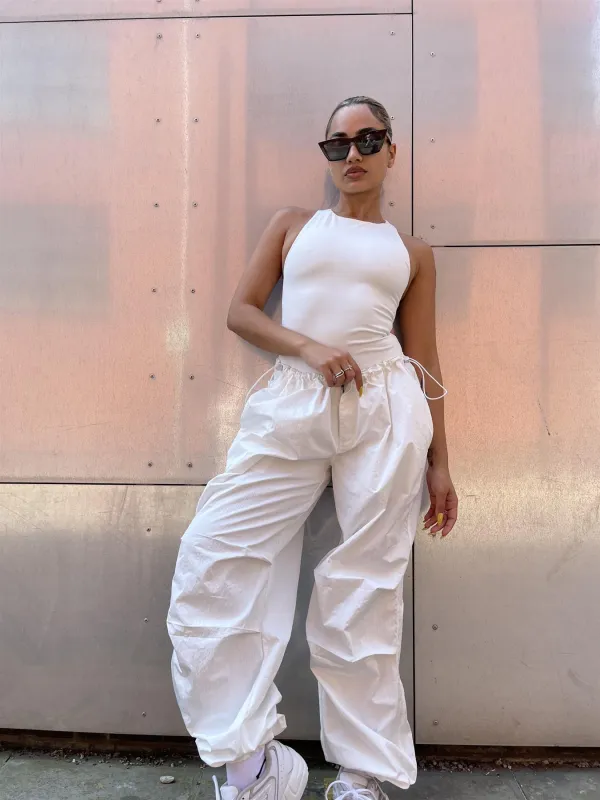Off-White Scoop-Neck Bodysuit made by Glamorous