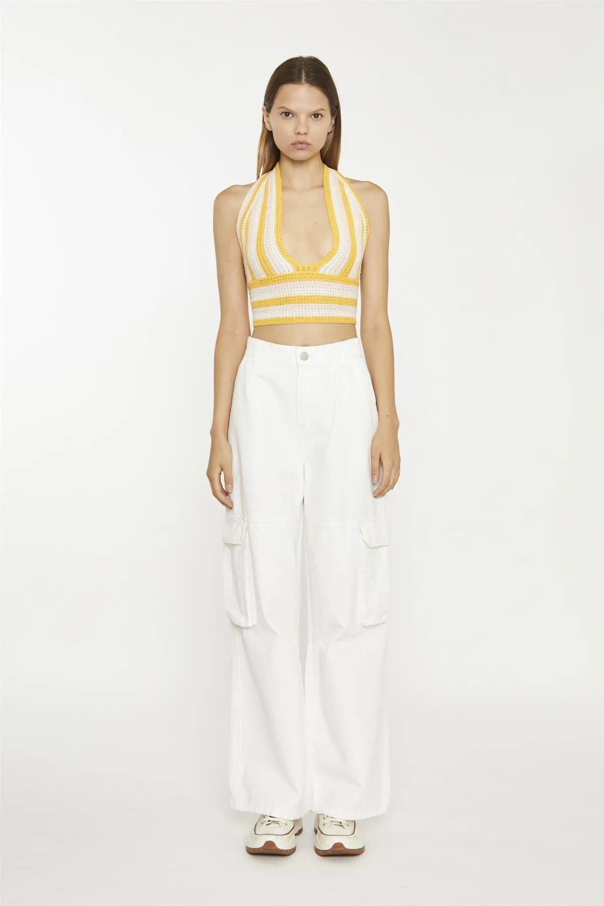 Off White Cargo High-Waist-Trousers sold by Glamorous