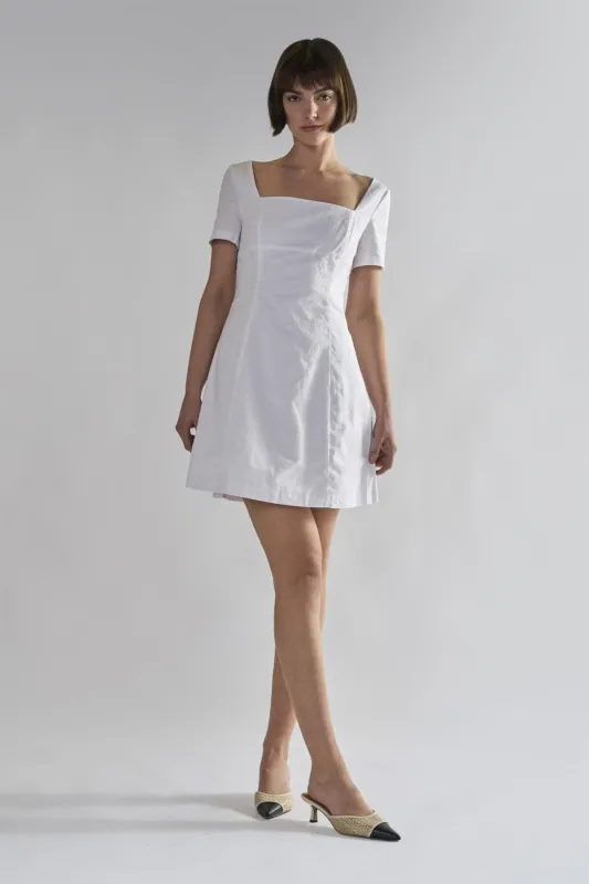 White Square-Neck-Mini-Dresses sold by Glamorous
