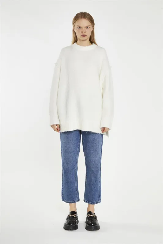 Off-White Oversized-Jumper sold by Glamorous