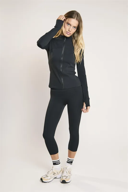 Signature Black Seamless Leggings made by Glamorous